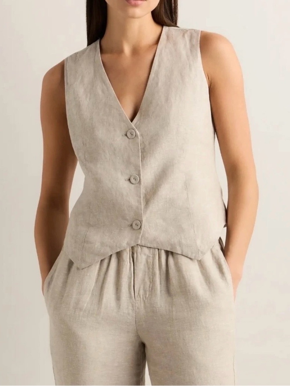 Quince European Linen Breathable Layering Lined Vest.